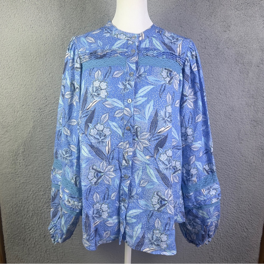 Hale Bob Los Angeles Shirt Womens Medium Blue Floral Linen Lace Button Boho Glam